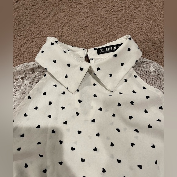 Women's Junior SHEIN black heart print collar top with mesh sholuder sleeves - Picture 9 of 11